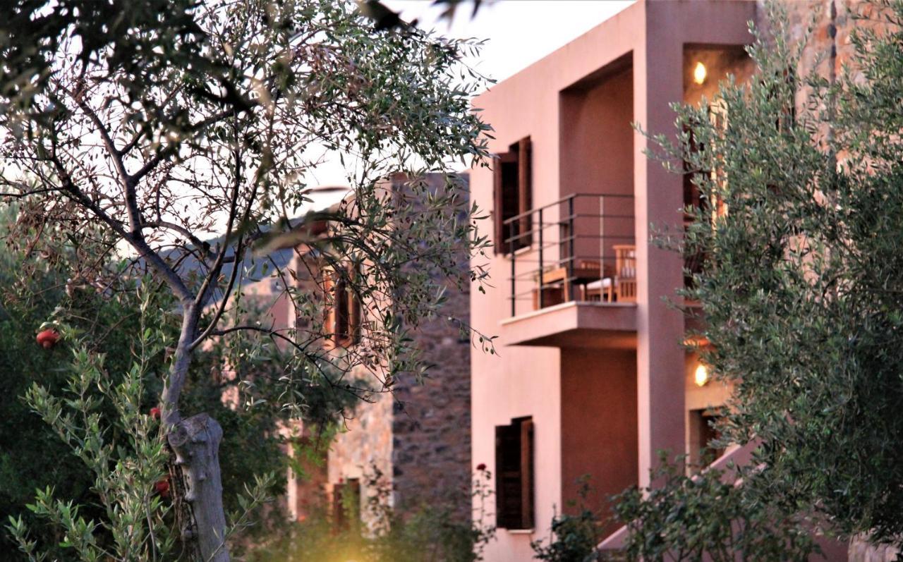 Liotrivi Historical Mansion And Boutique Hotel Монемвазия Экстерьер фото