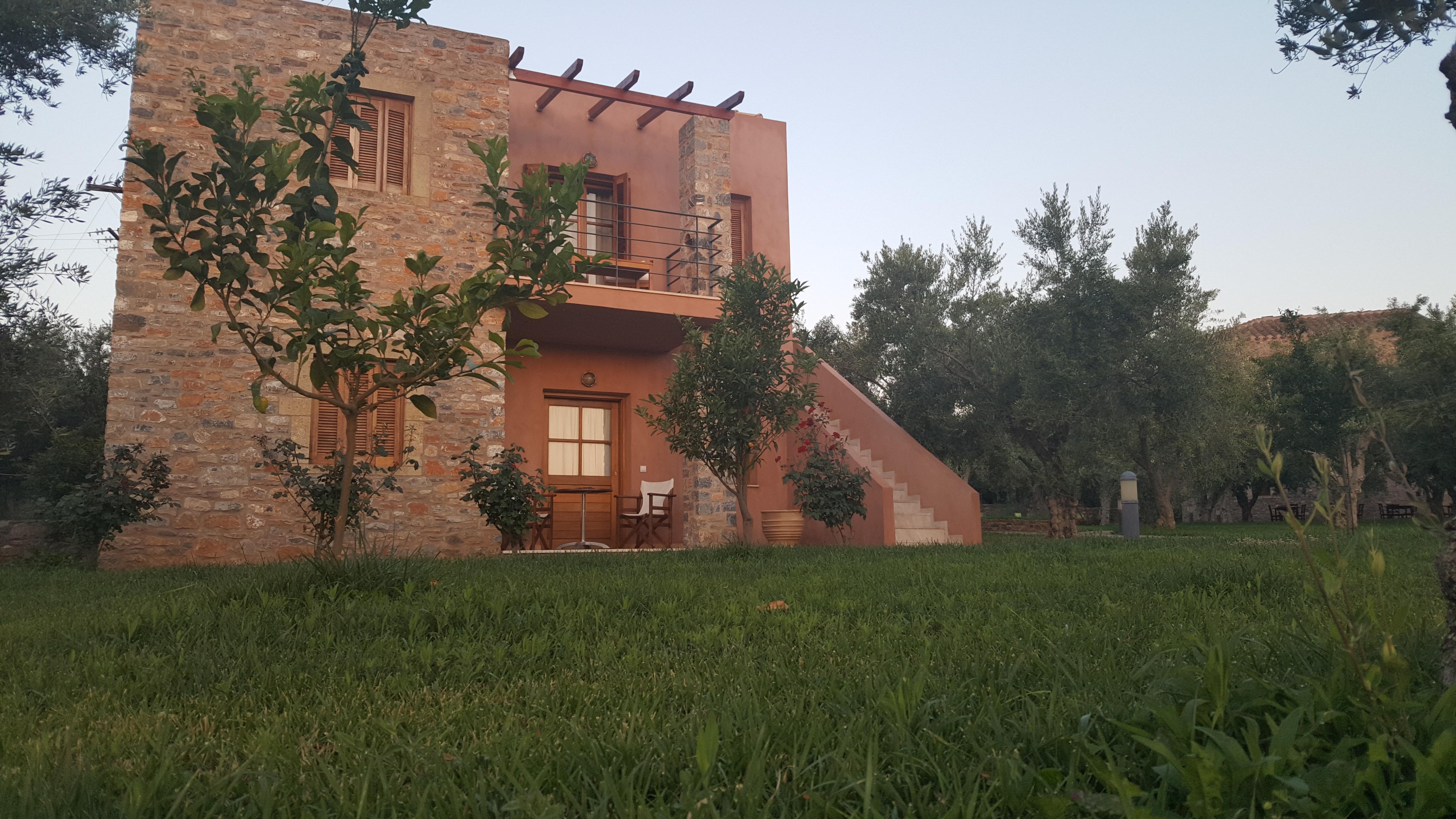 Liotrivi Historical Mansion And Boutique Hotel Монемвазия Экстерьер фото